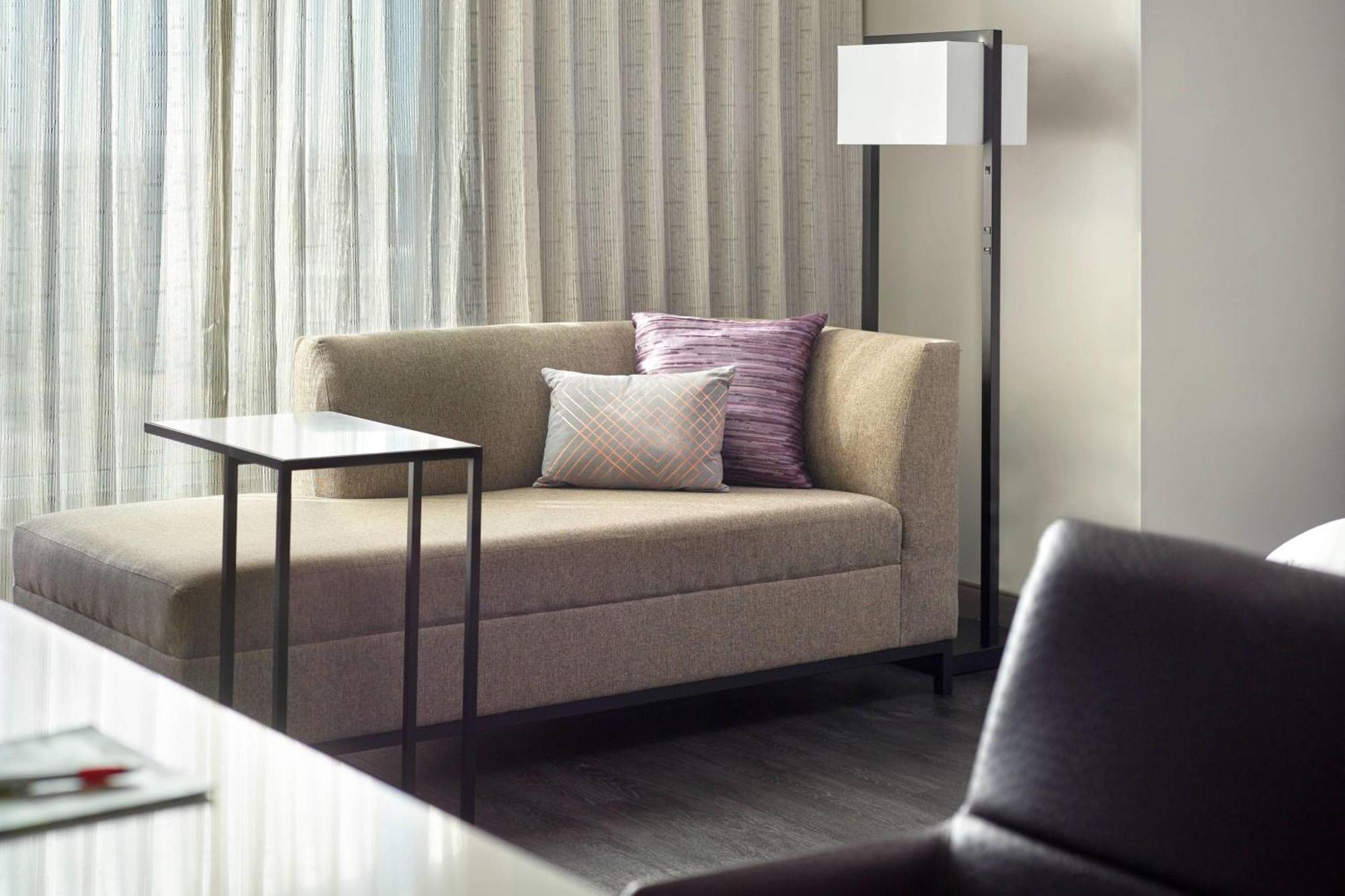 Raleigh Marriott City Center Экстерьер фото