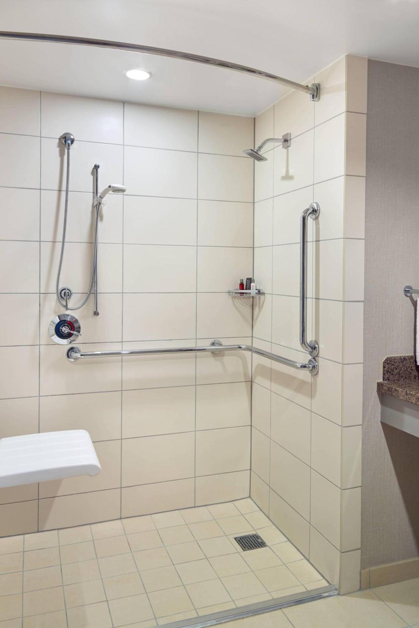 Raleigh Marriott City Center Экстерьер фото