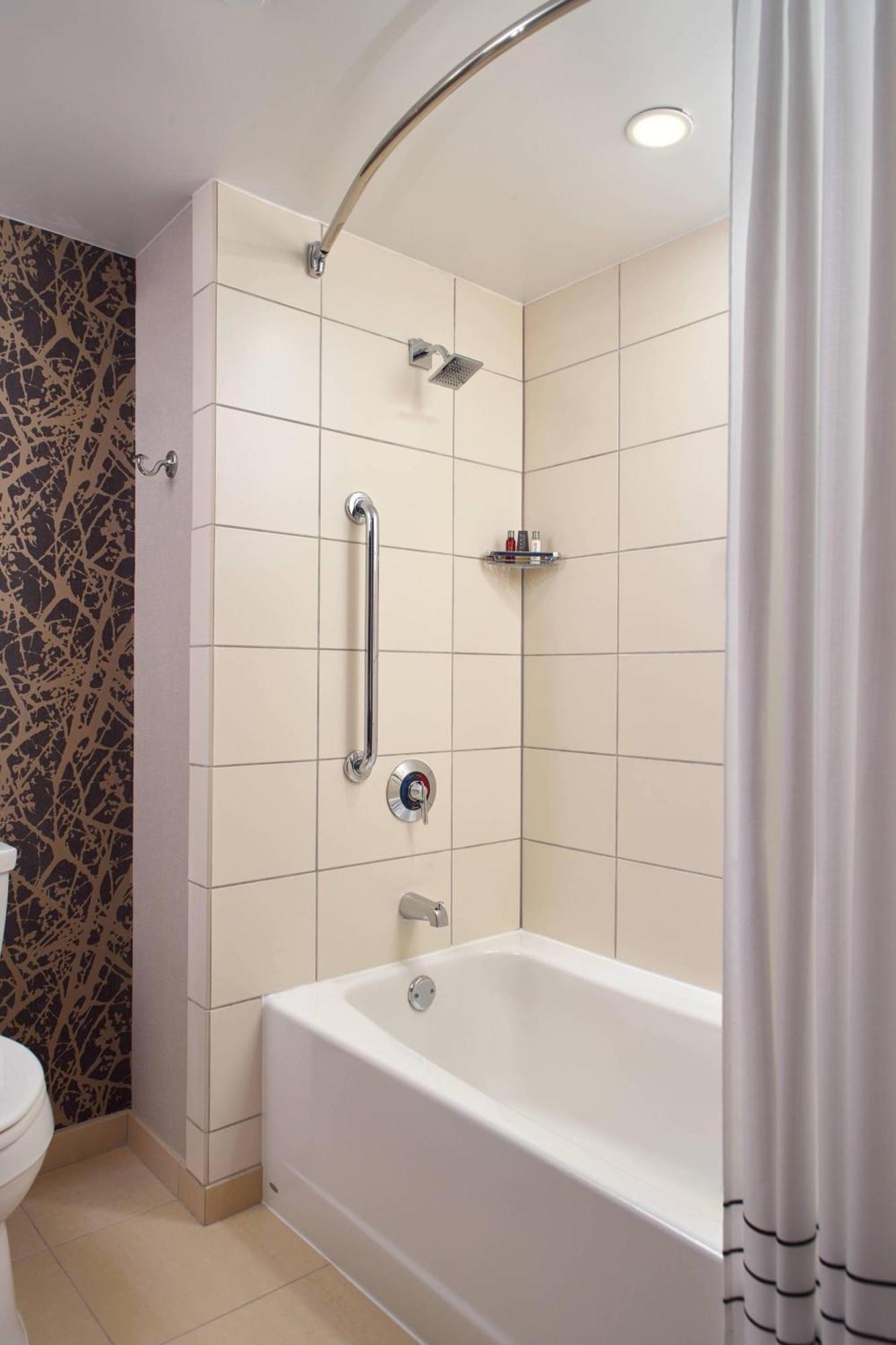 Raleigh Marriott City Center Экстерьер фото