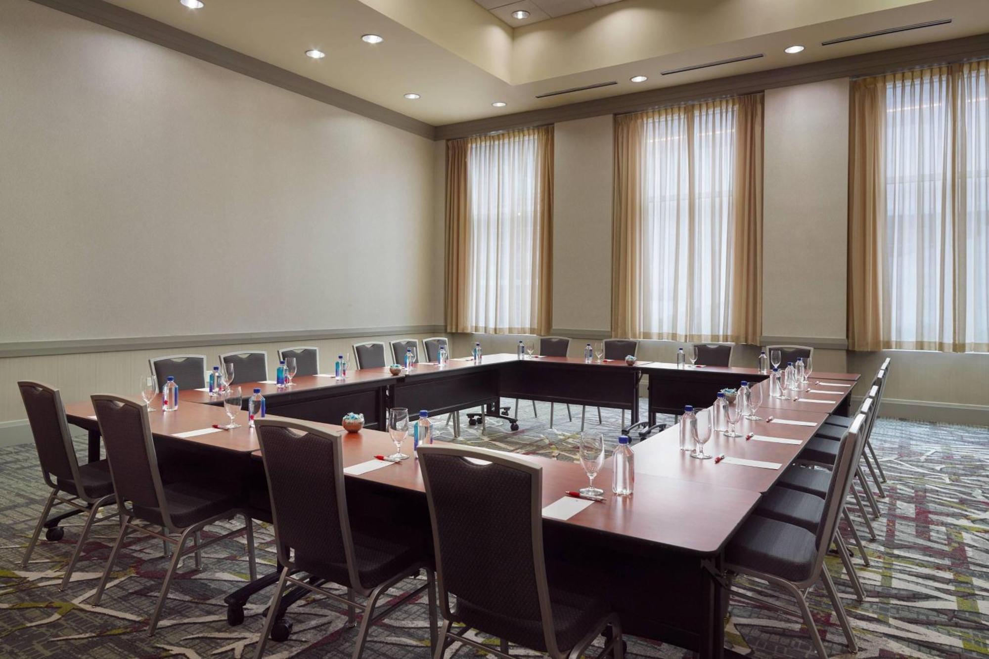 Raleigh Marriott City Center Экстерьер фото