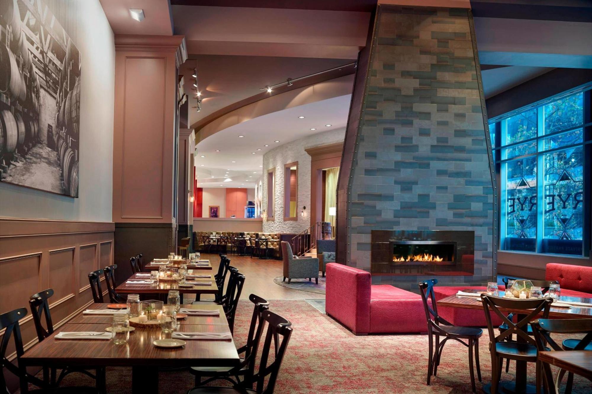 Raleigh Marriott City Center Экстерьер фото